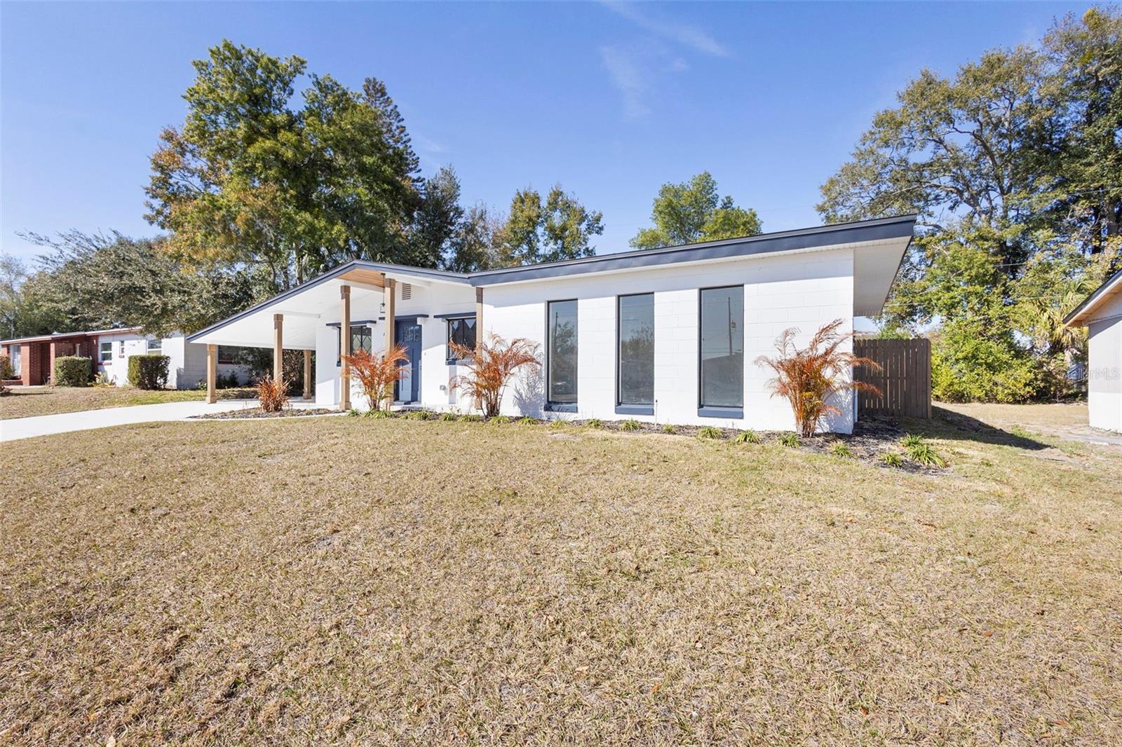 Image 3 of 42 For 3321 Mahalia Place