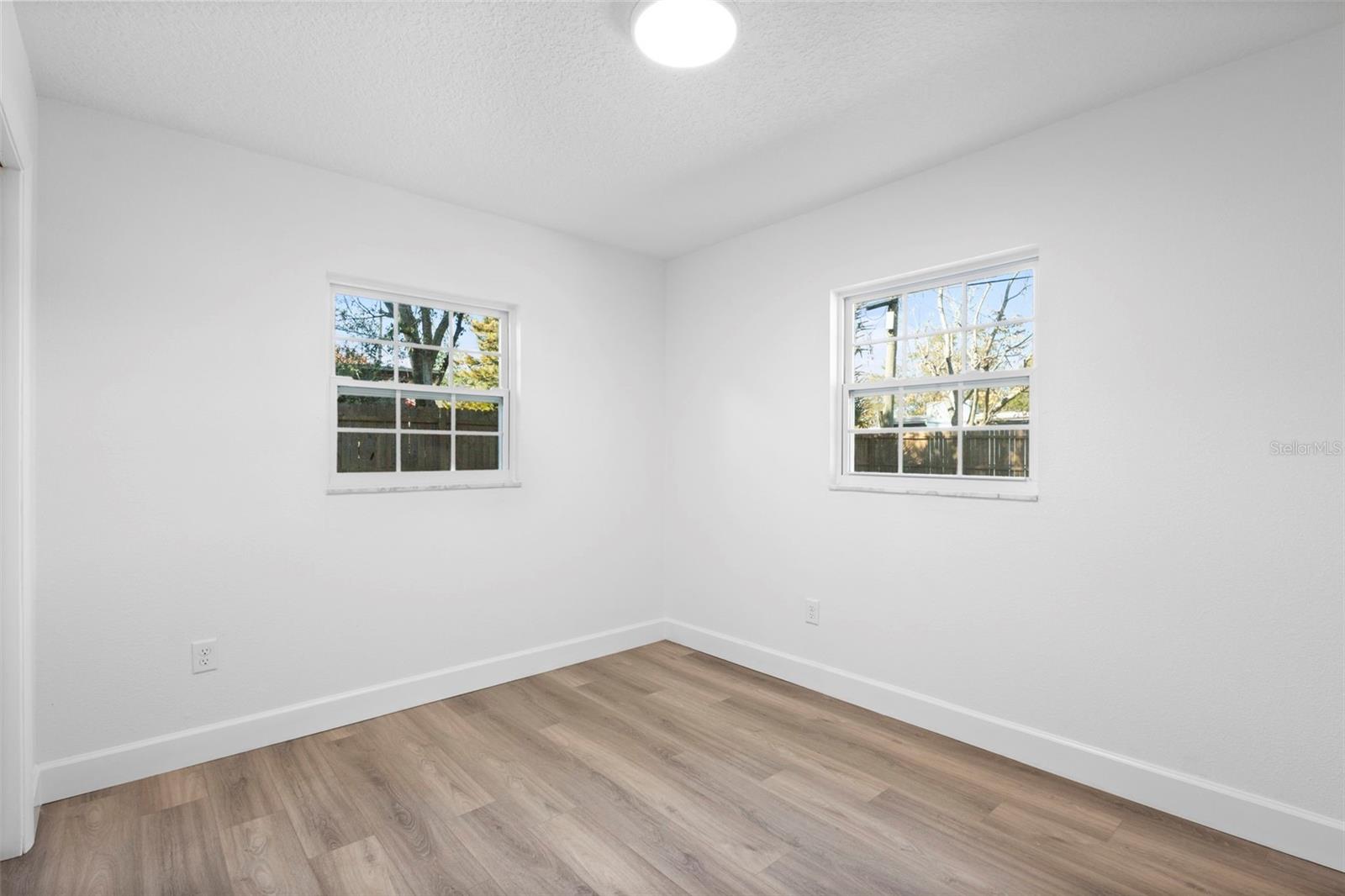 Image 31 of 42 For 3321 Mahalia Place