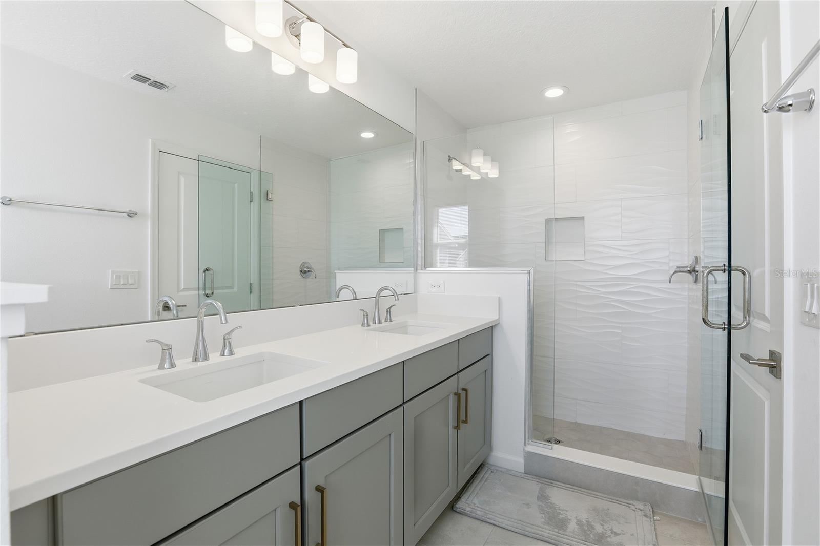 Image 20 of 35 For 13953 Easdale Alley