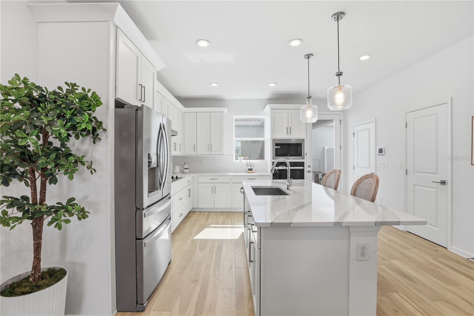 Image 7 of 35 For 13953 Easdale Alley