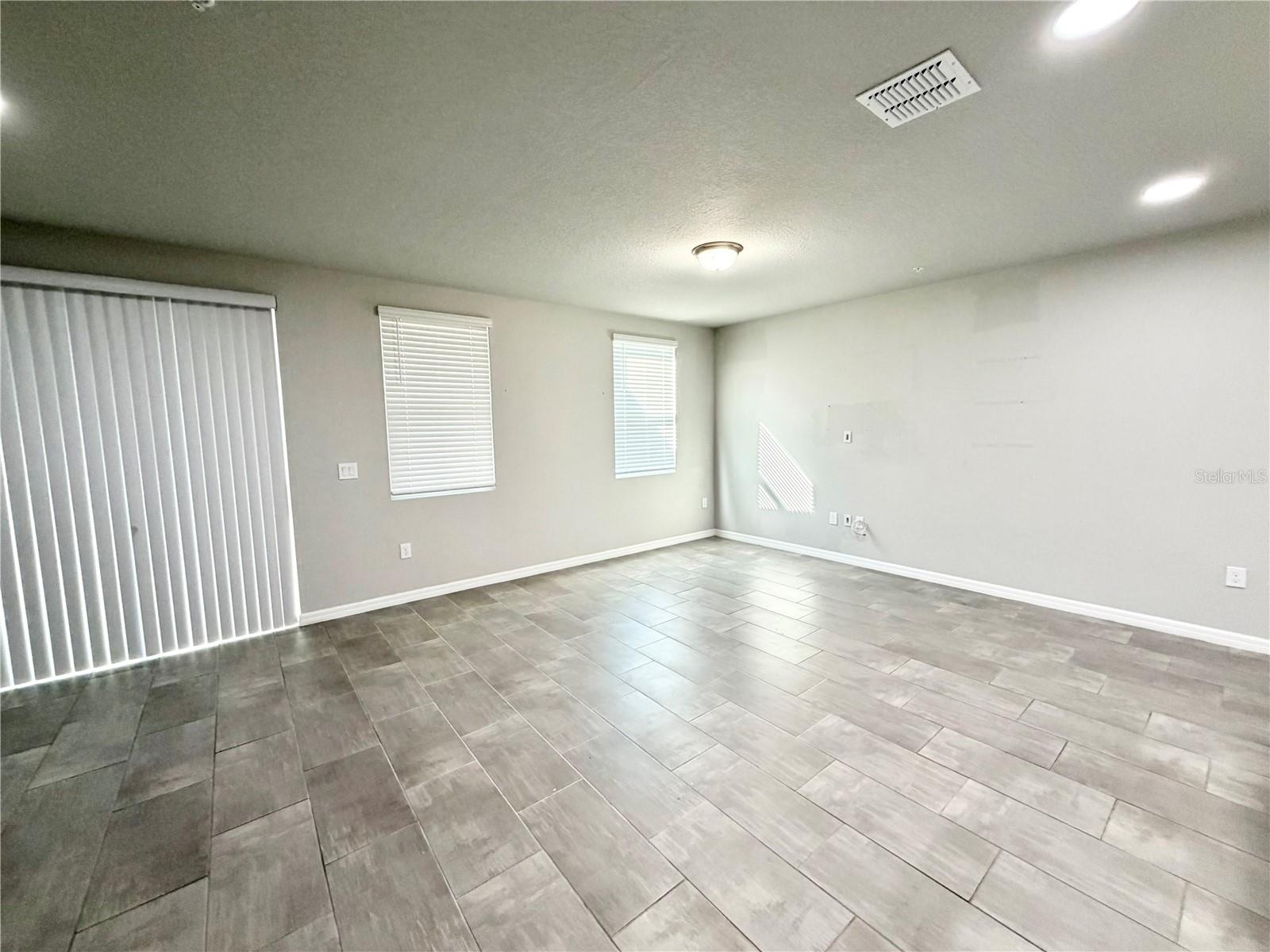 Image 10 of 32 For 2586 Sweet Viburnum Way