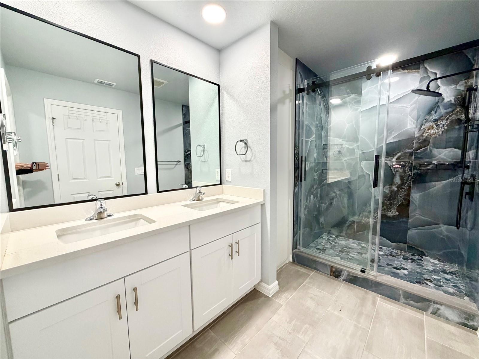 Image 16 of 32 For 2586 Sweet Viburnum Way