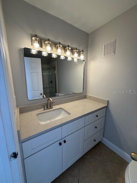 Image 24 of 31 For 1989 Summer Club Drive 307