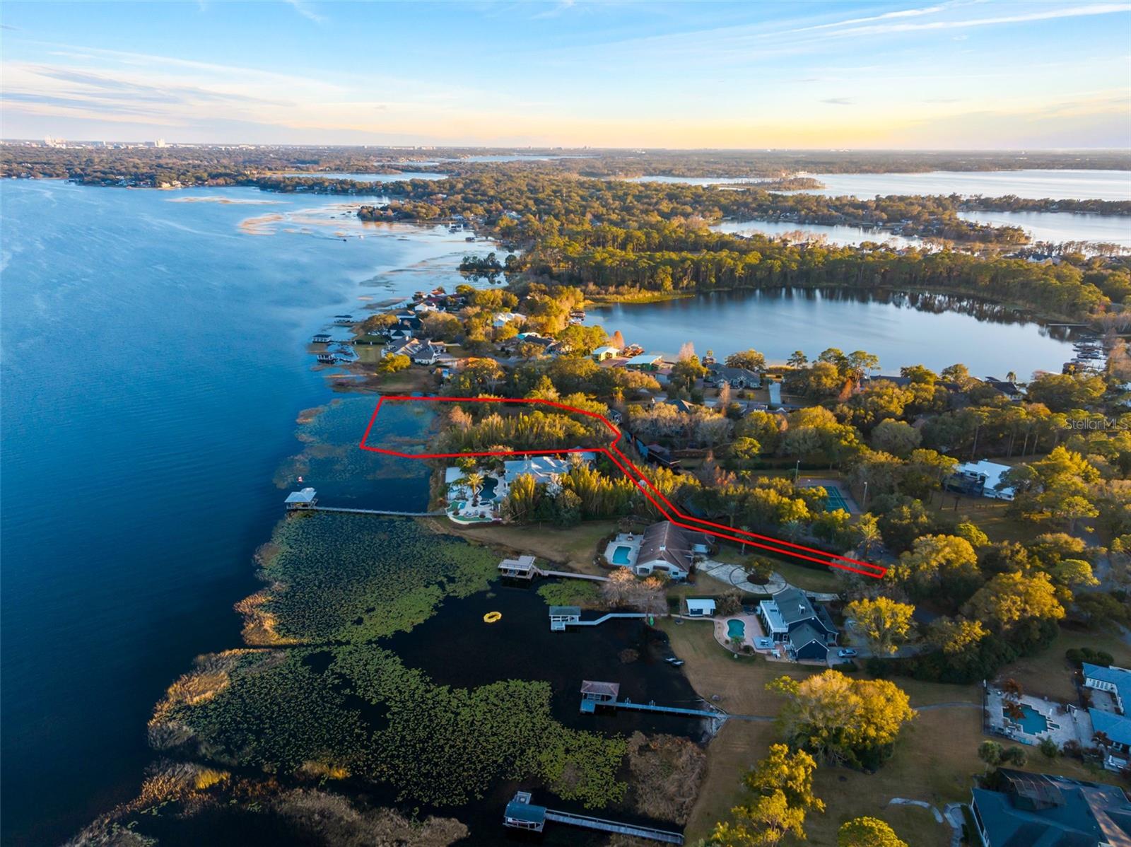 Image 16 of 43 For 11010 Schooner Way