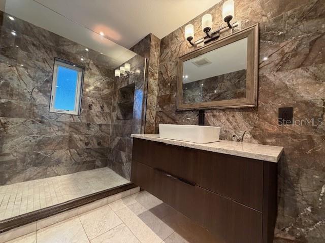 Image 13 of 25 For 1914 Chamberlin Street