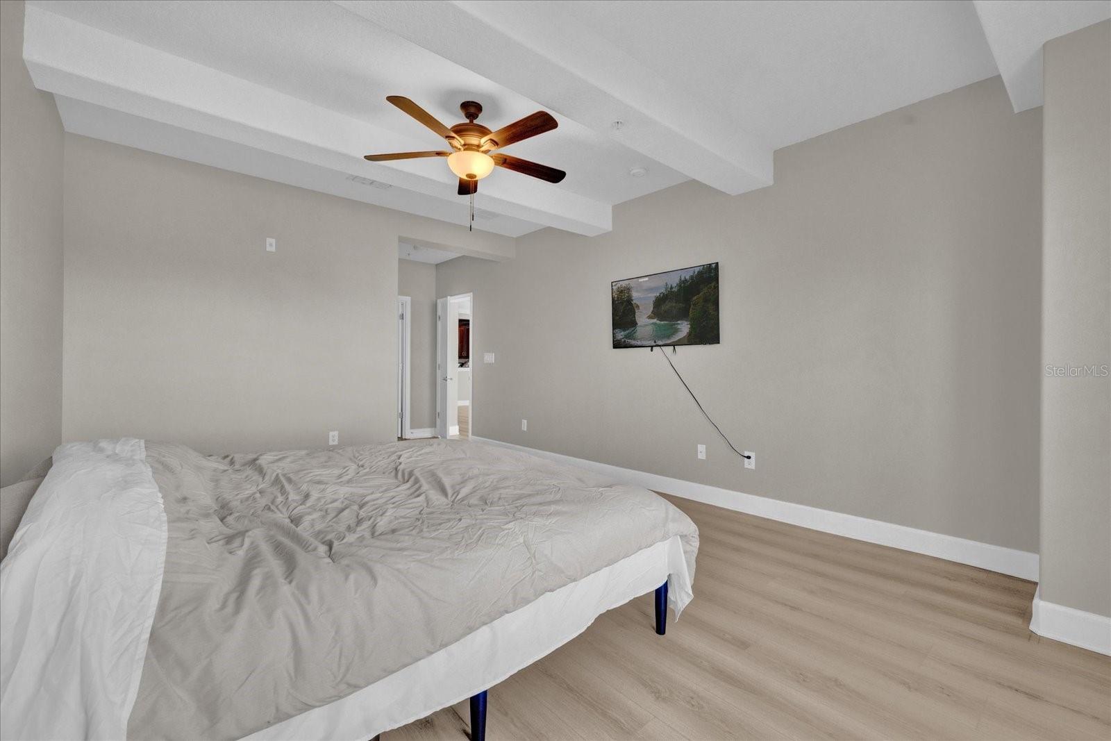 Image 22 of 31 For 7532 Toscana Boulevard 531