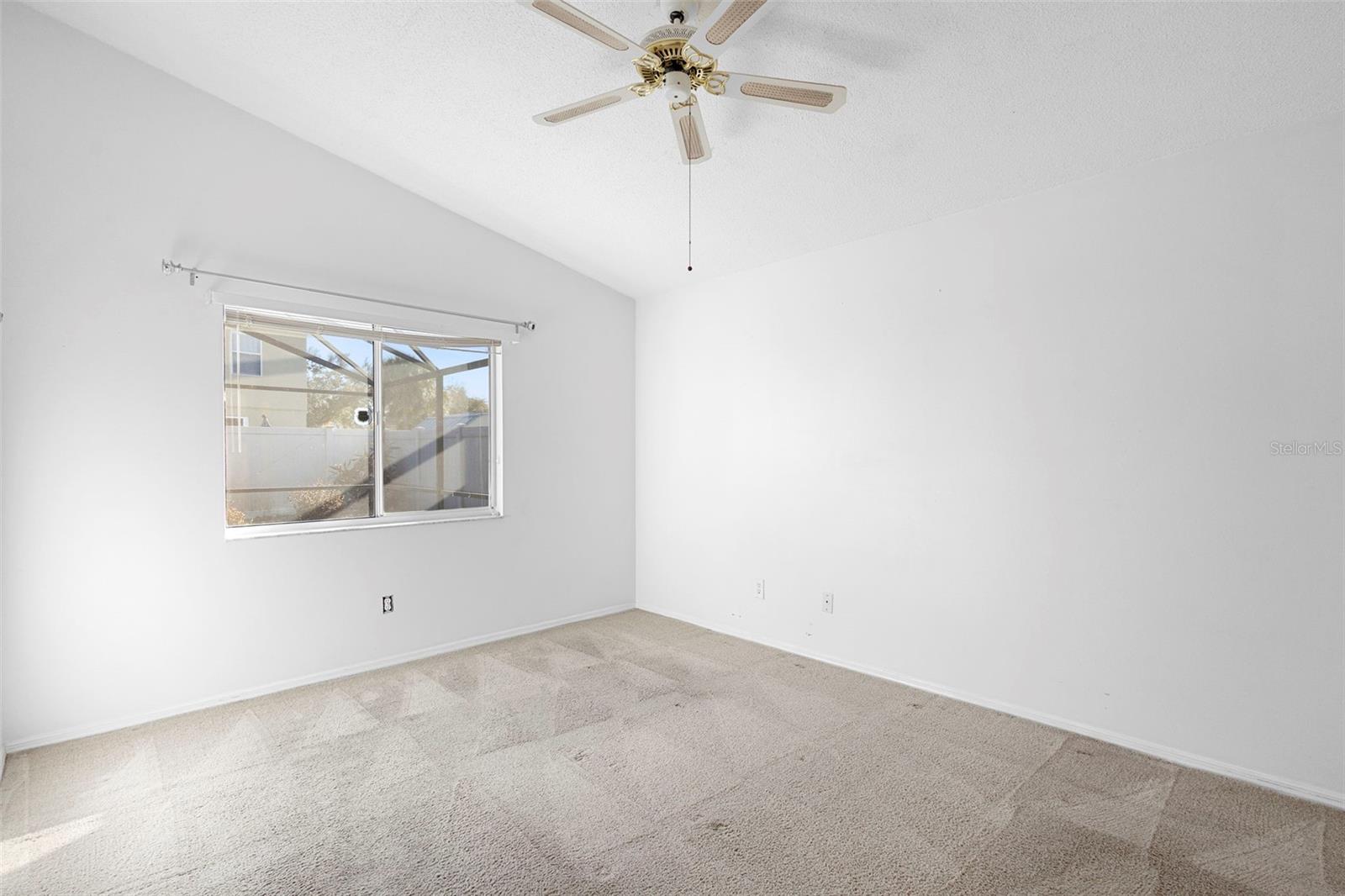 Image 24 of 43 For 1530 Larks Nest Court