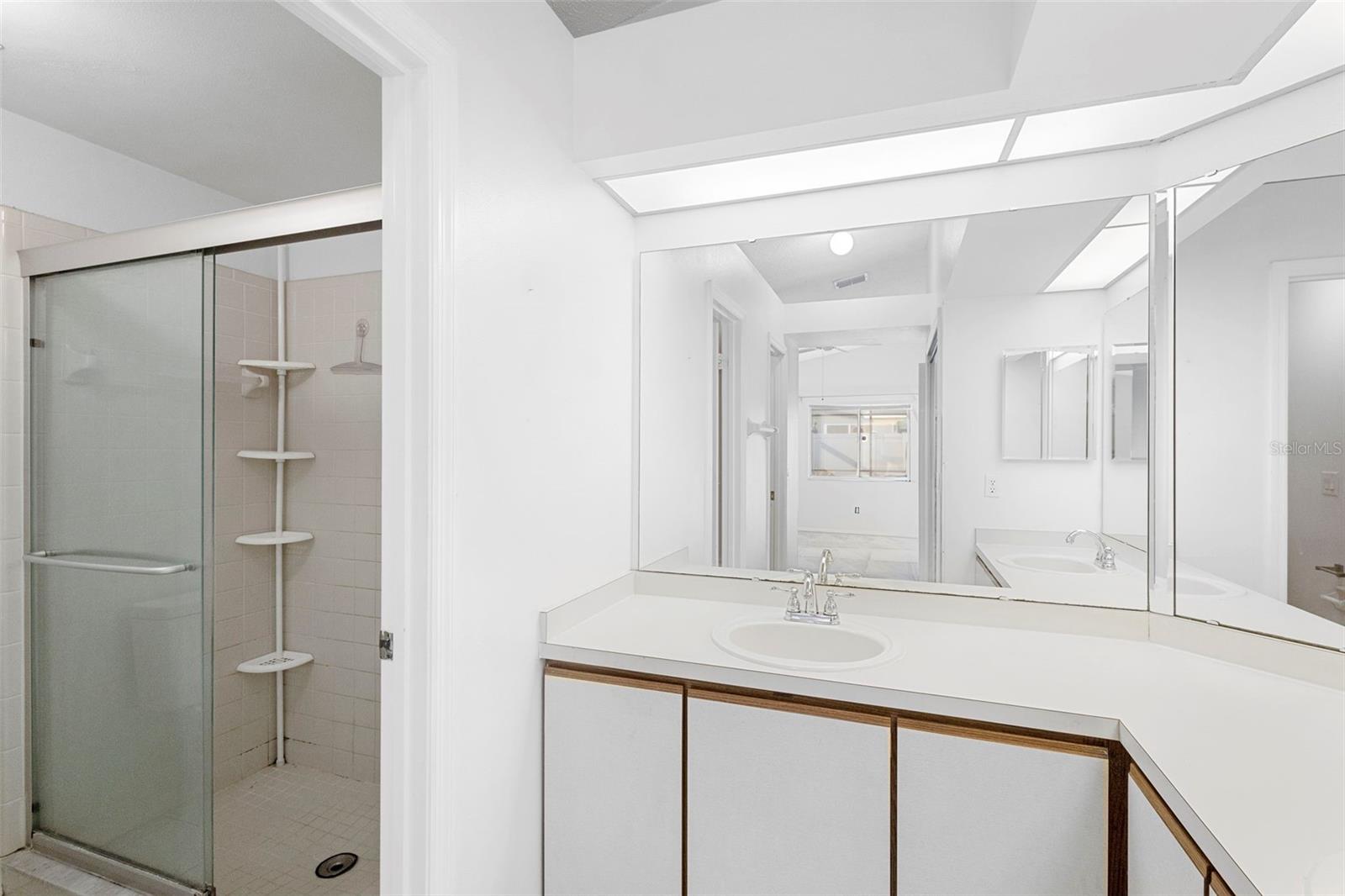 Image 26 of 43 For 1530 Larks Nest Court