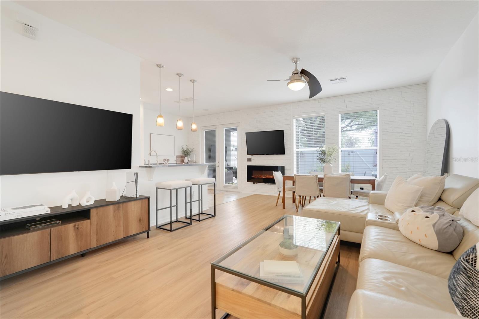 Image 3 of 36 For 5445 Leighton Lane