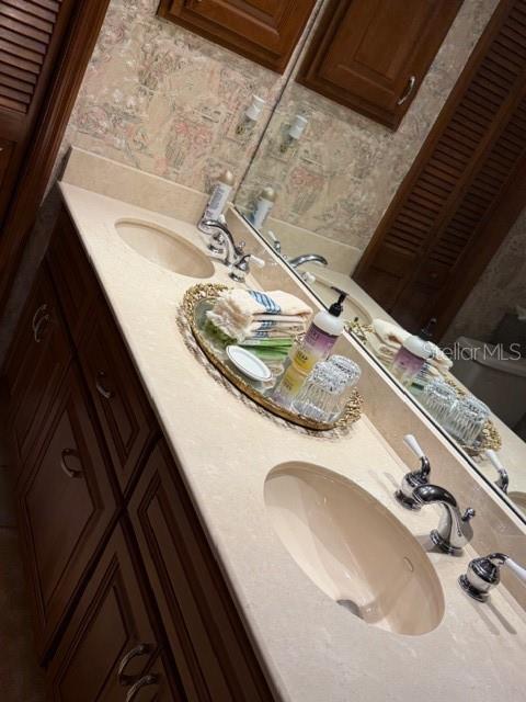 Image 13 of 84 For 110 Stone Post Road