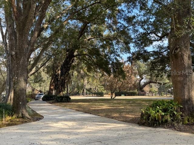 Image 16 of 84 For 110 Stone Post Road