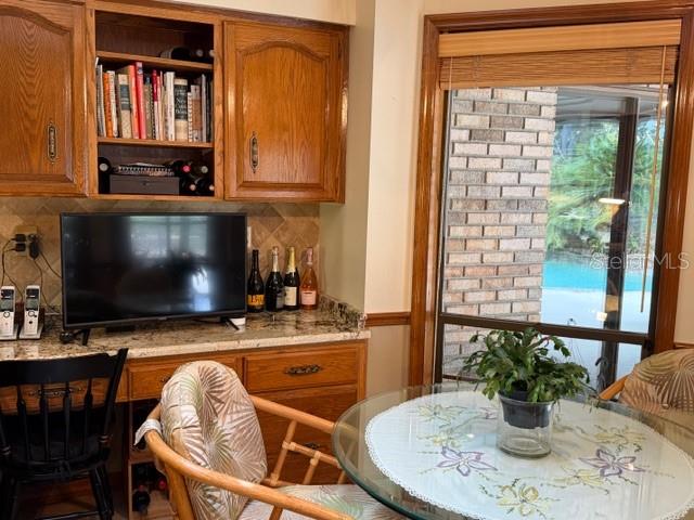 Image 38 of 84 For 110 Stone Post Road