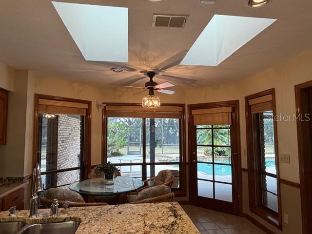 Image 44 of 84 For 110 Stone Post Road