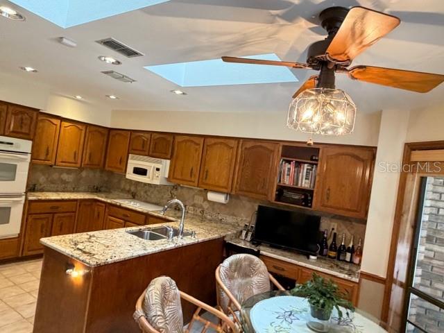 Image 46 of 84 For 110 Stone Post Road