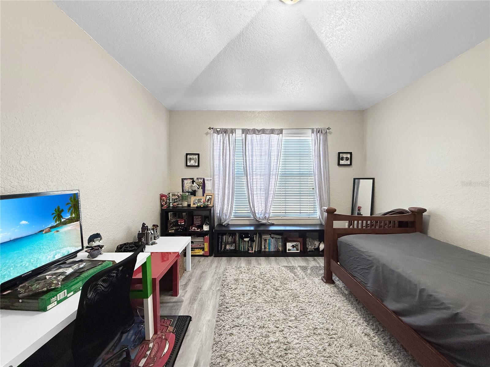 Image 17 of 29 For 15048 Bellinkoff Lane