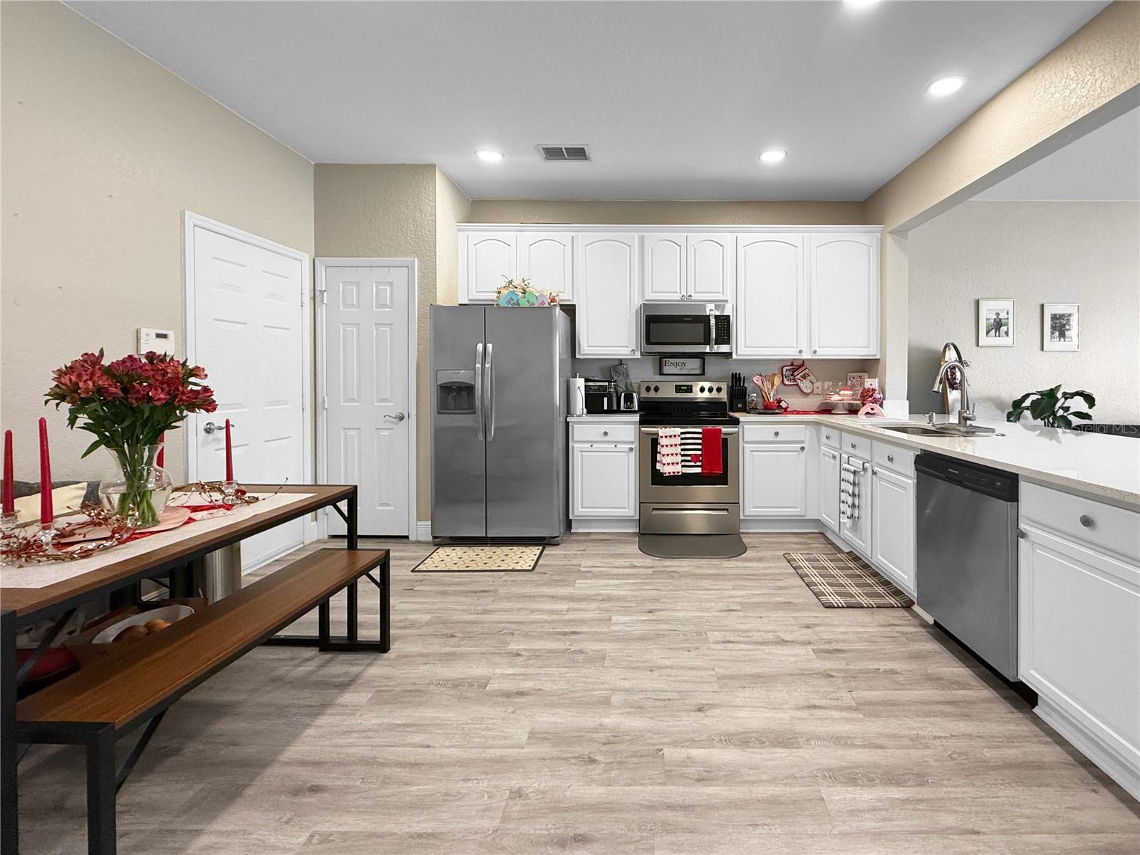 Image 5 of 29 For 15048 Bellinkoff Lane