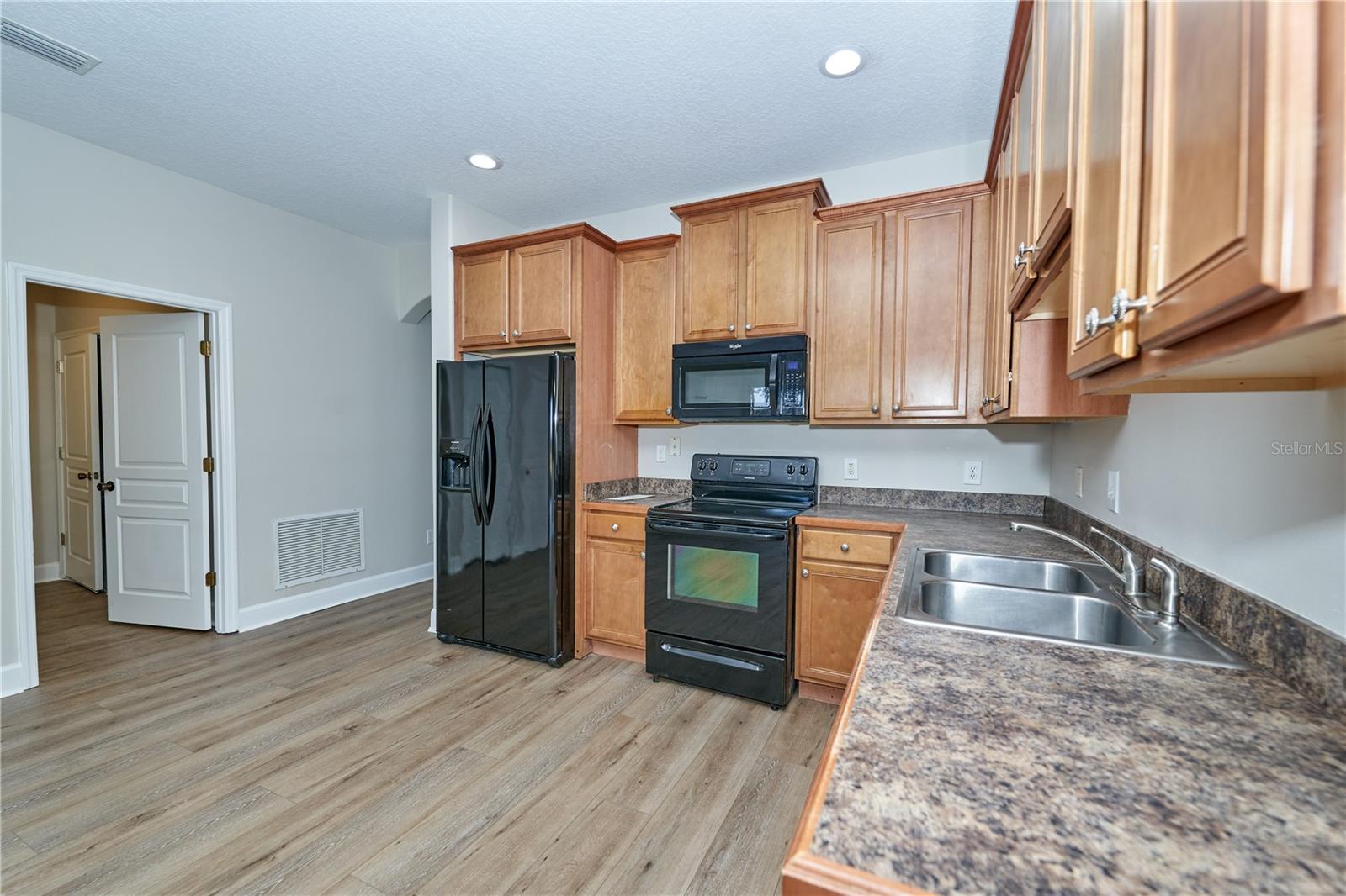 Image 12 of 76 For 23903 Sardinia Drive