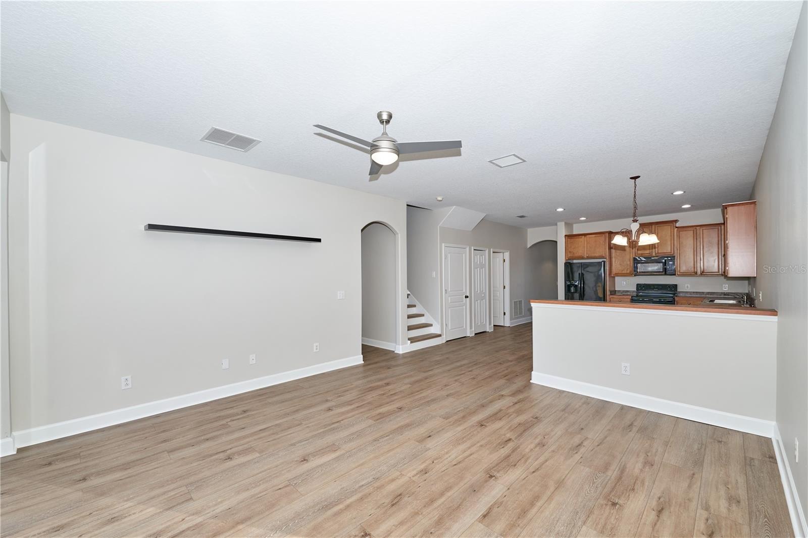 Image 14 of 76 For 23903 Sardinia Drive