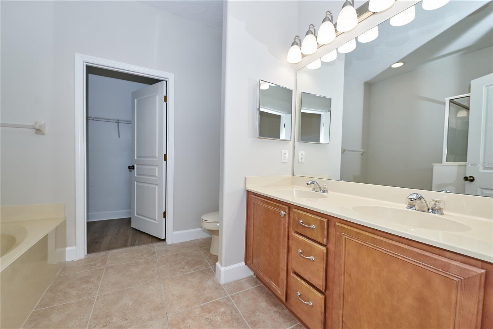 Image 23 of 76 For 23903 Sardinia Drive