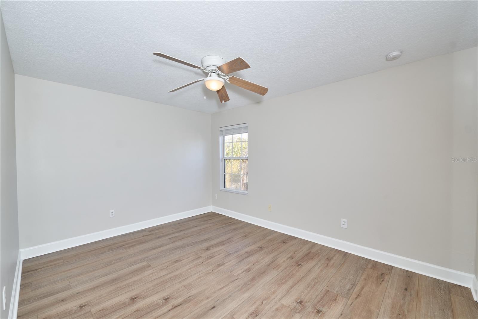 Image 43 of 76 For 23903 Sardinia Drive