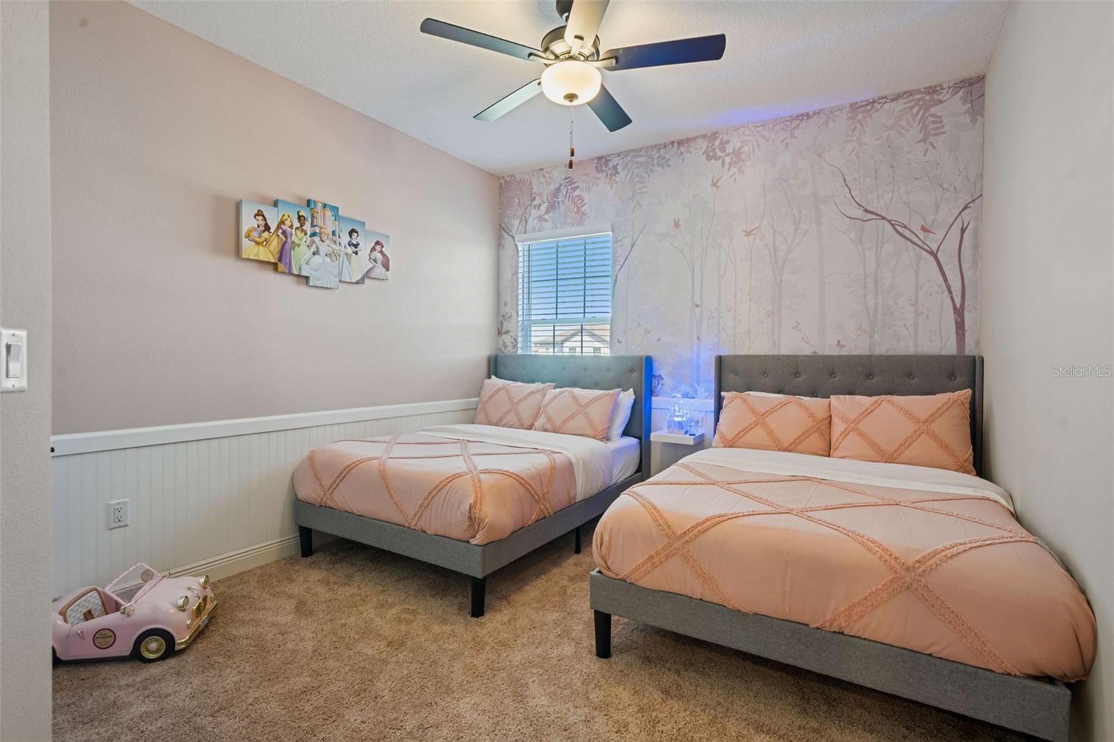 Image 26 of 40 For 7796 Somersworth Drive