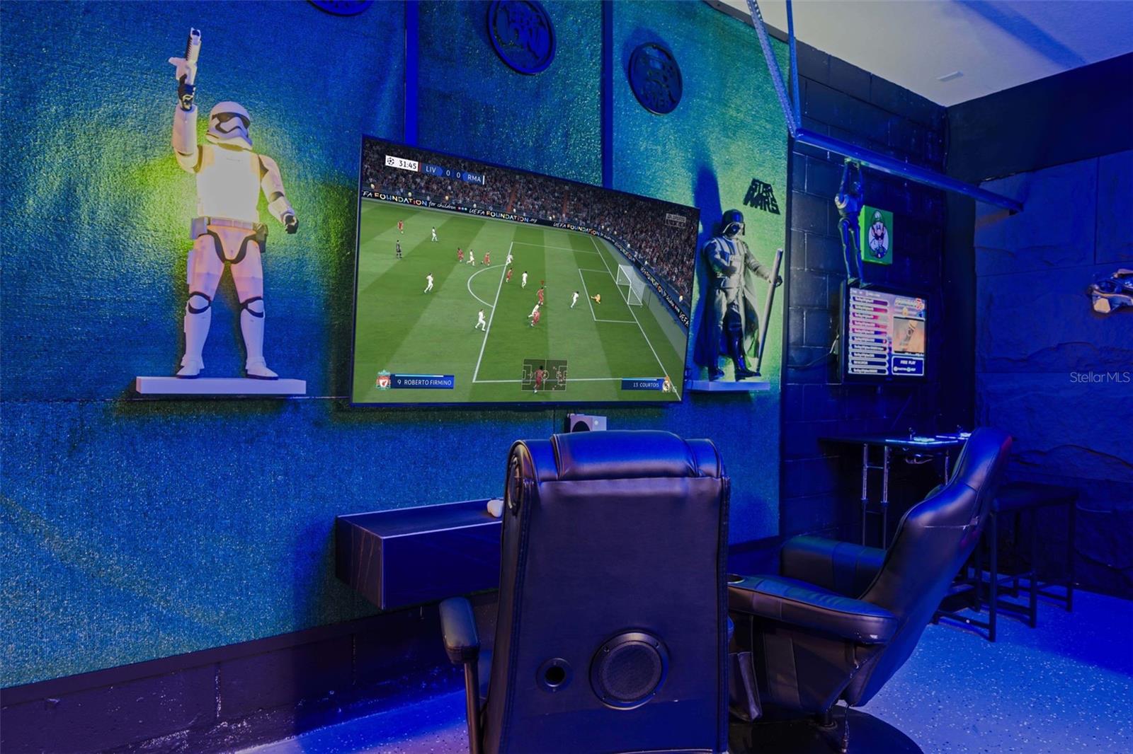 Image 3 of 40 For 7796 Somersworth Drive