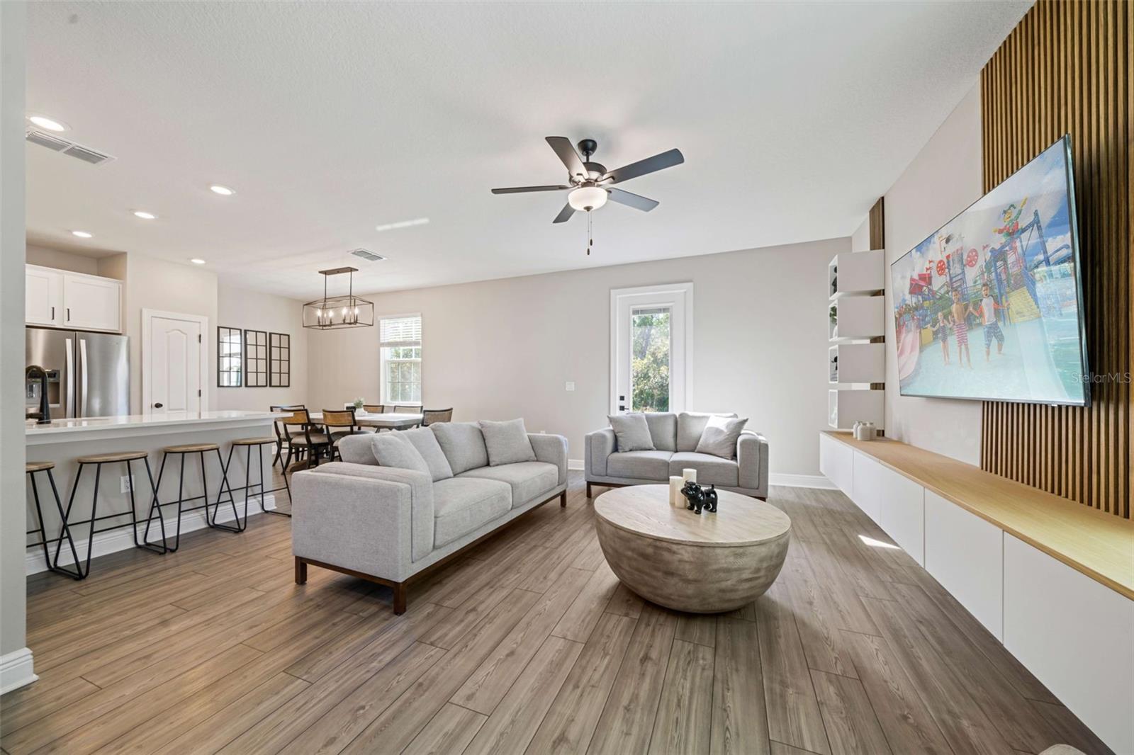 Image 7 of 40 For 7796 Somersworth Drive