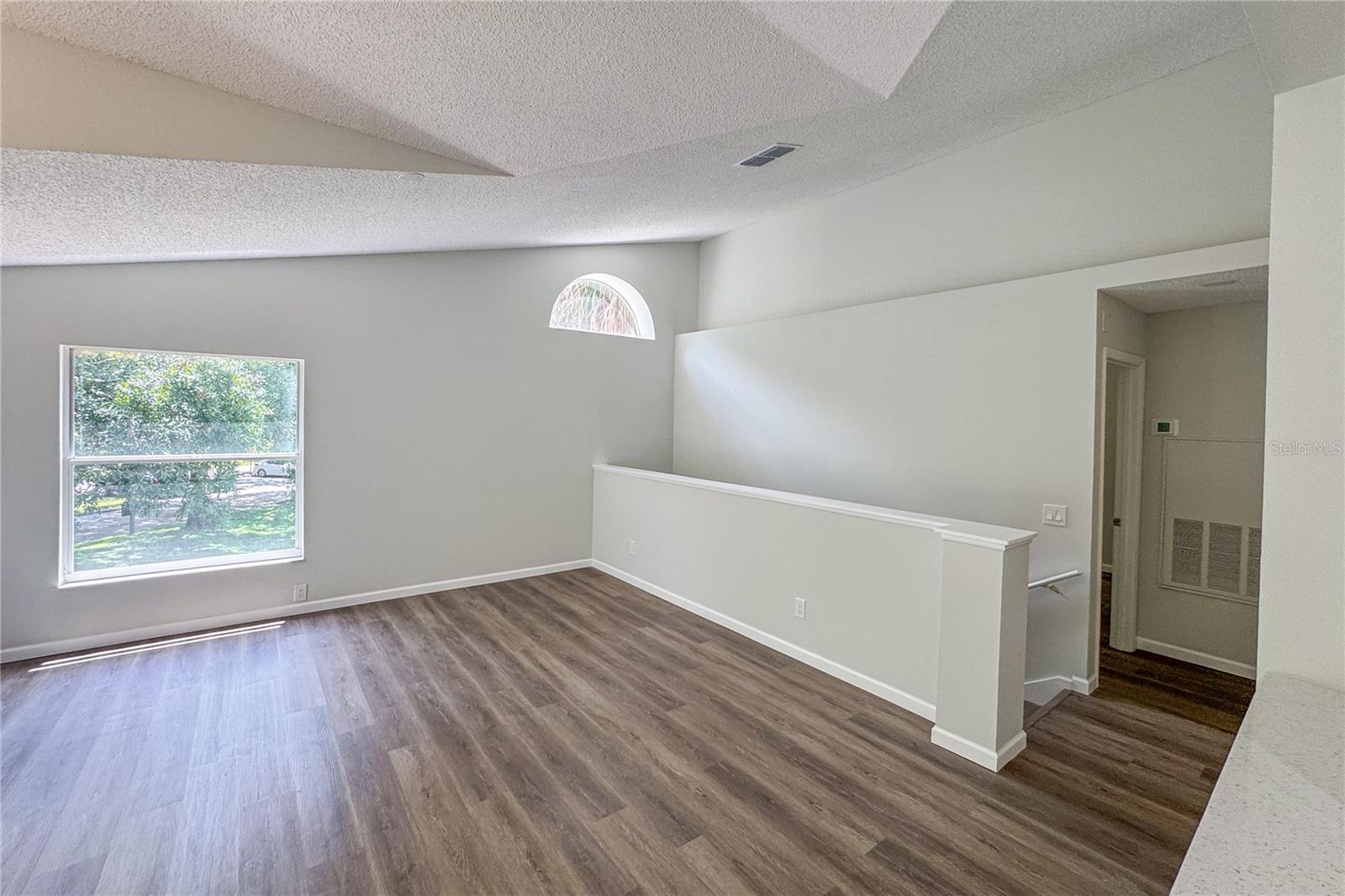 Image 11 of 38 For 5436 Michigan Street 4