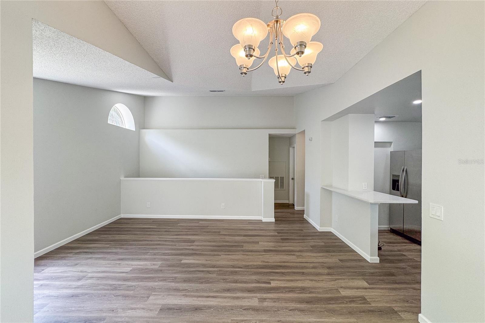 Image 17 of 38 For 5436 Michigan Street 4