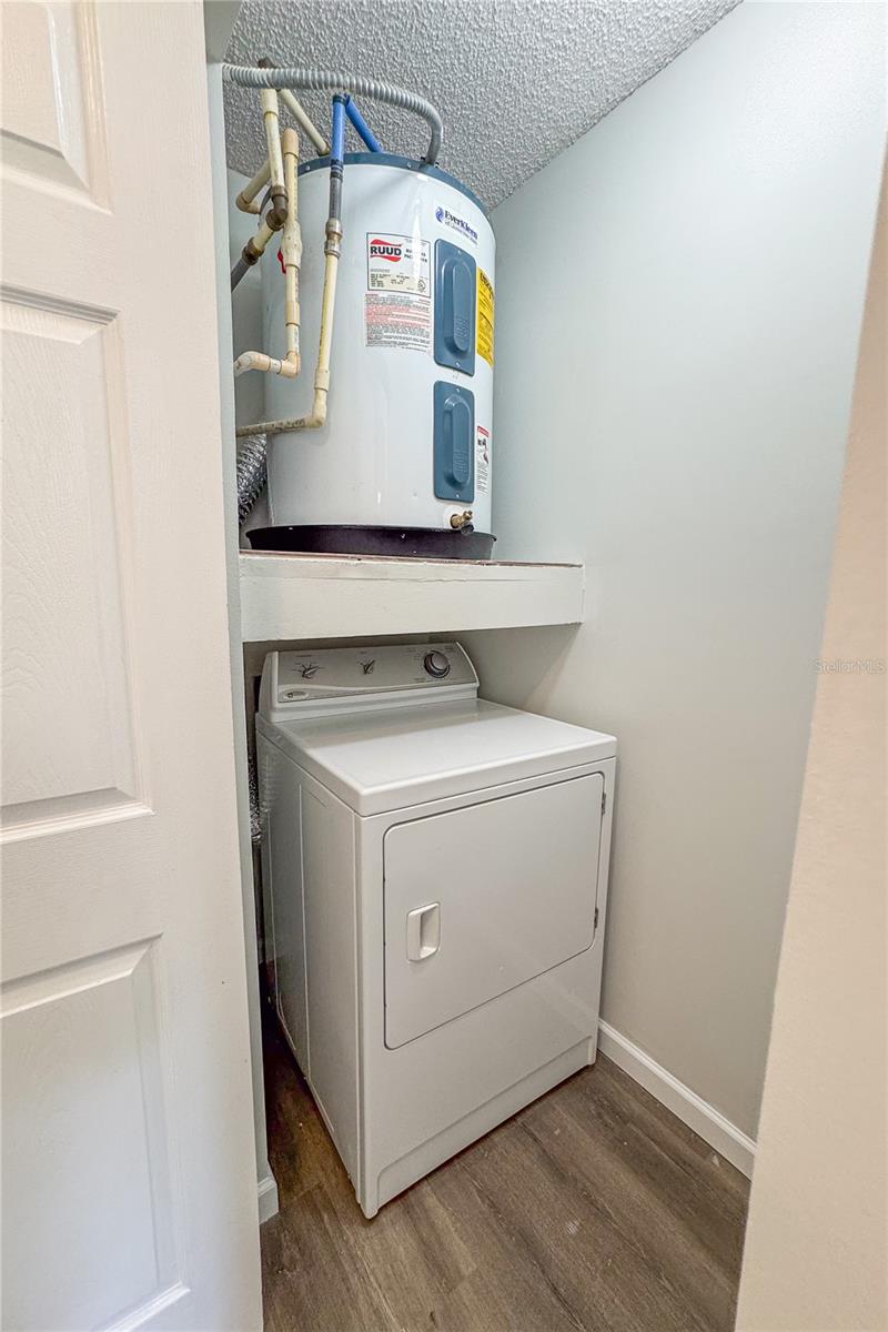 Image 19 of 38 For 5436 Michigan Street 4