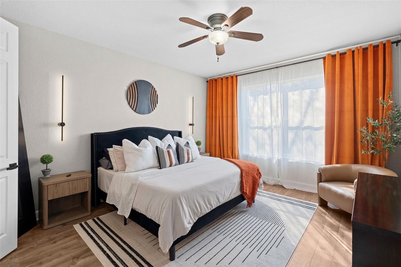 Image 22 of 58 For 8864 Della Scala Circle