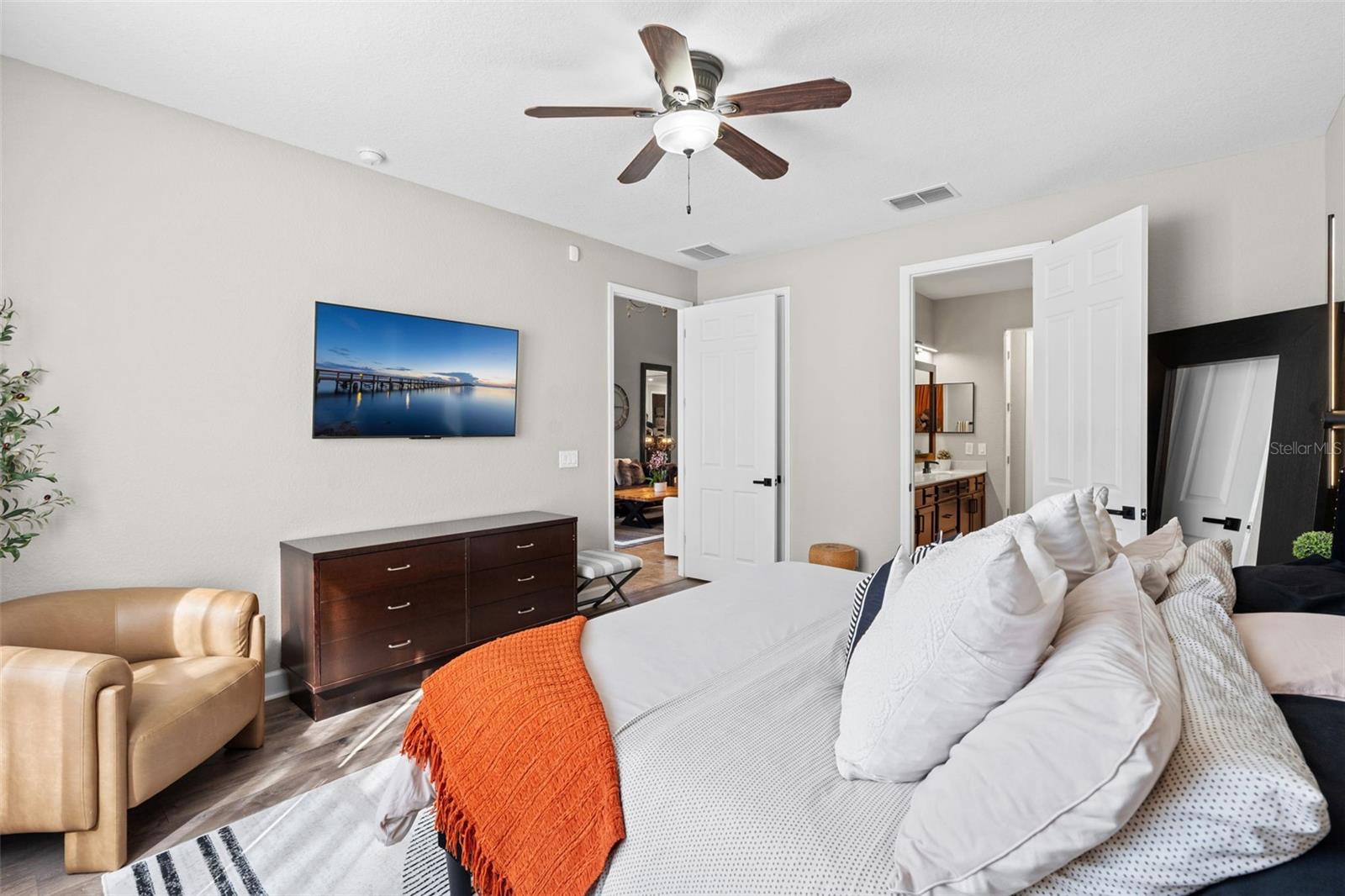 Image 23 of 58 For 8864 Della Scala Circle