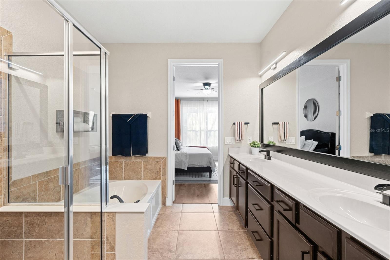 Image 26 of 58 For 8864 Della Scala Circle