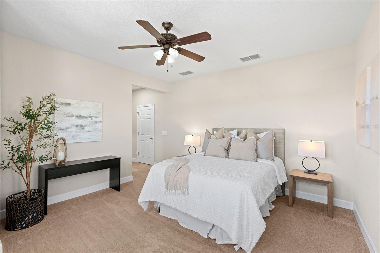 Image 31 of 58 For 8864 Della Scala Circle