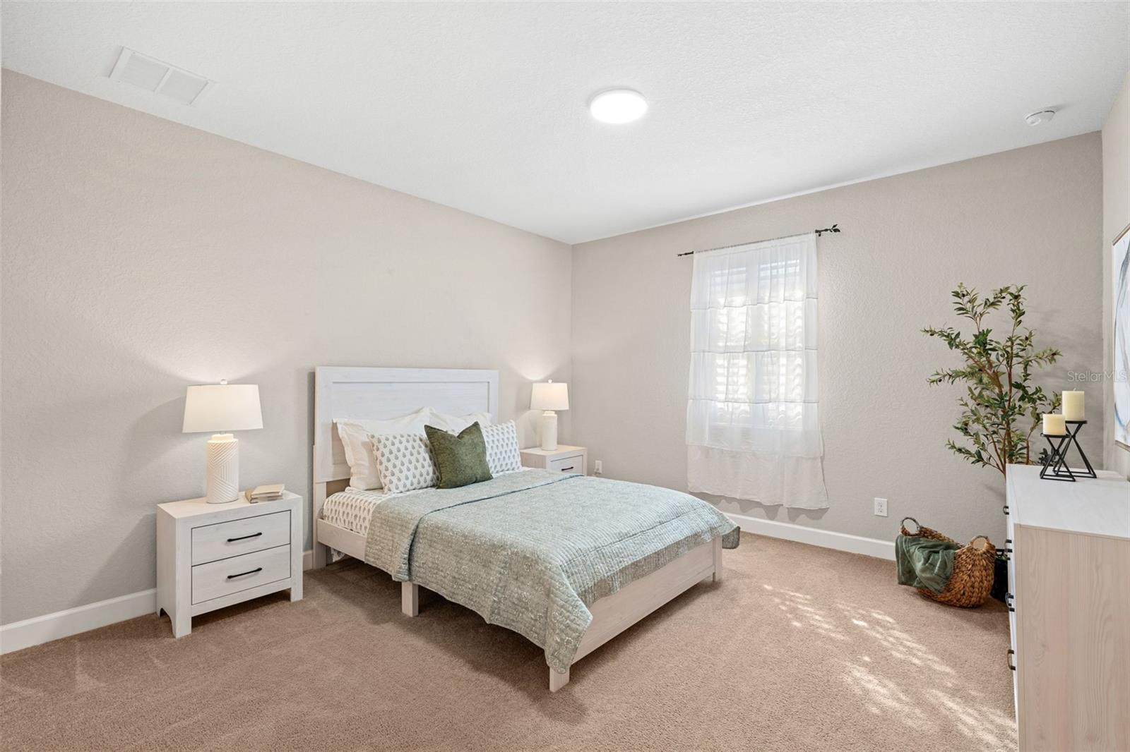 Image 36 of 58 For 8864 Della Scala Circle