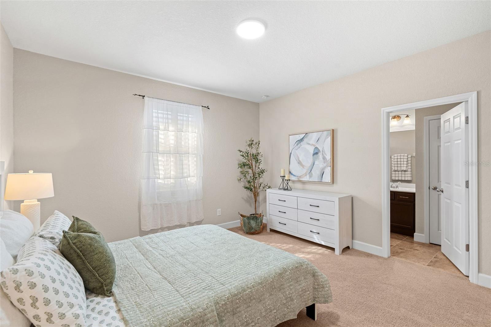 Image 37 of 58 For 8864 Della Scala Circle