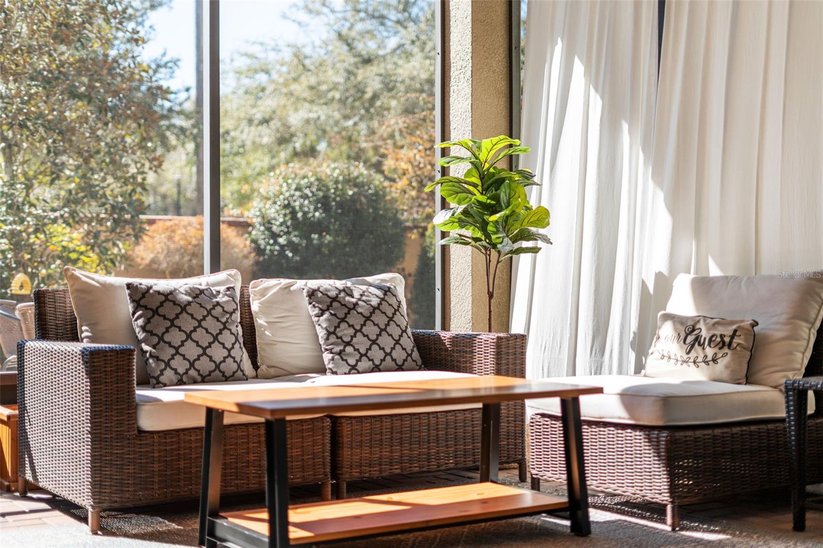 Image 40 of 58 For 8864 Della Scala Circle