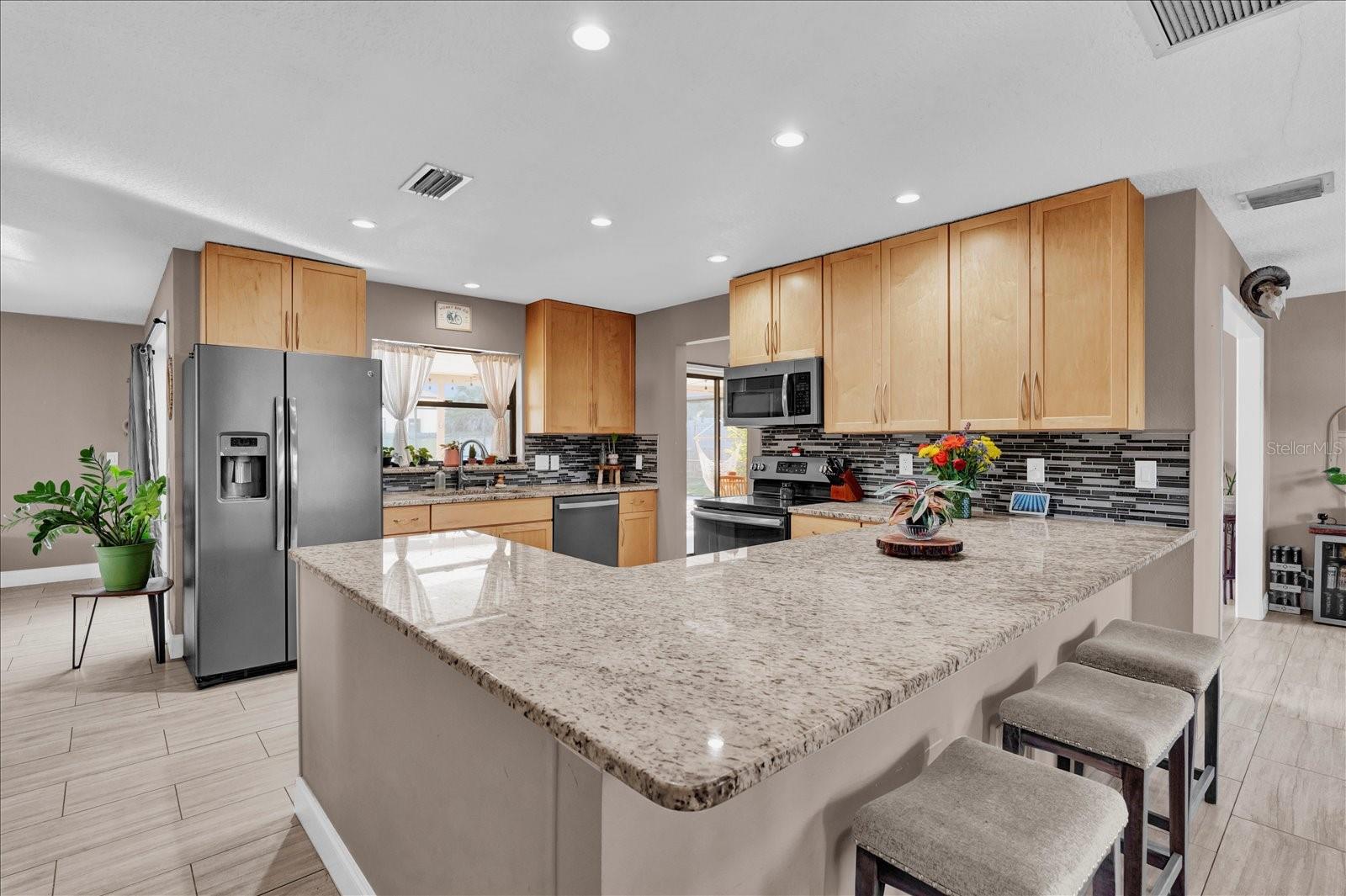 Image 6 of 27 For 1585 Randolph St