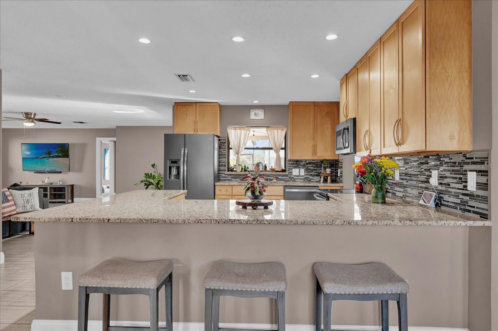 Image 7 of 27 For 1585 Randolph St