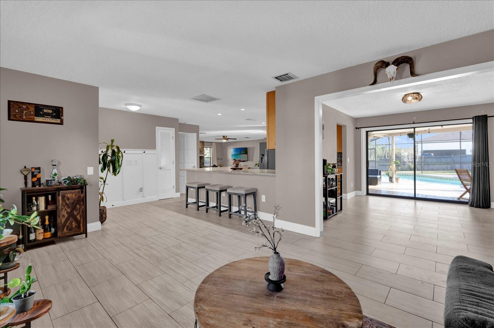 Image 9 of 27 For 1585 Randolph St