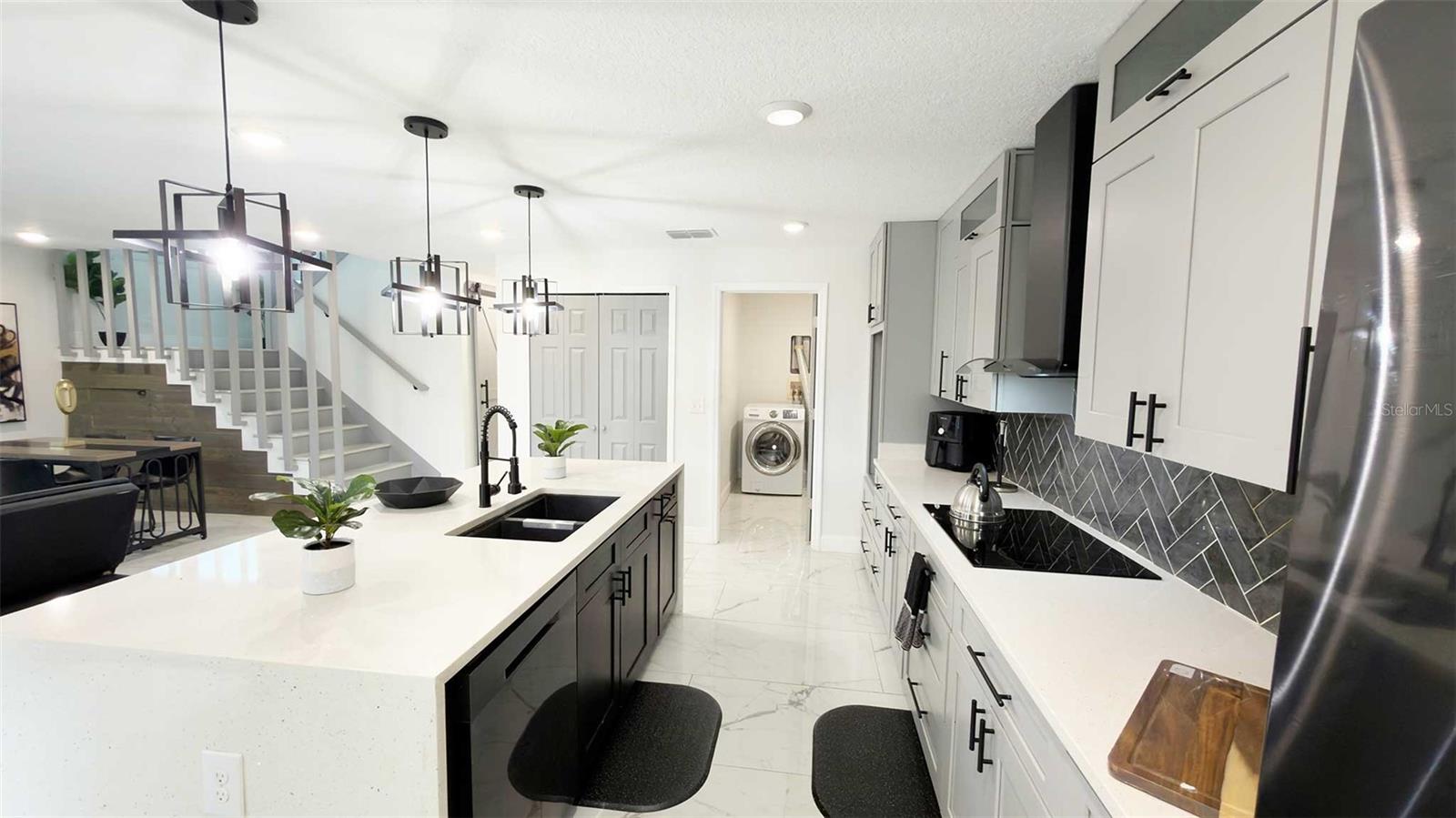 Image 12 of 50 For 1414 Harding Street