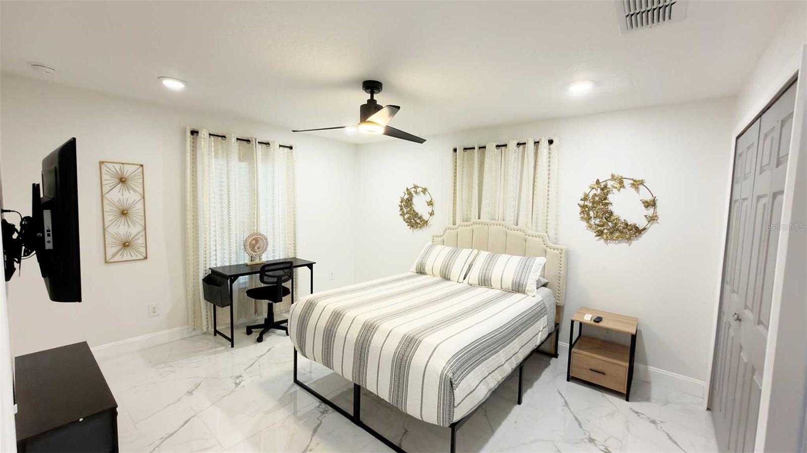 Image 20 of 50 For 1414 Harding Street