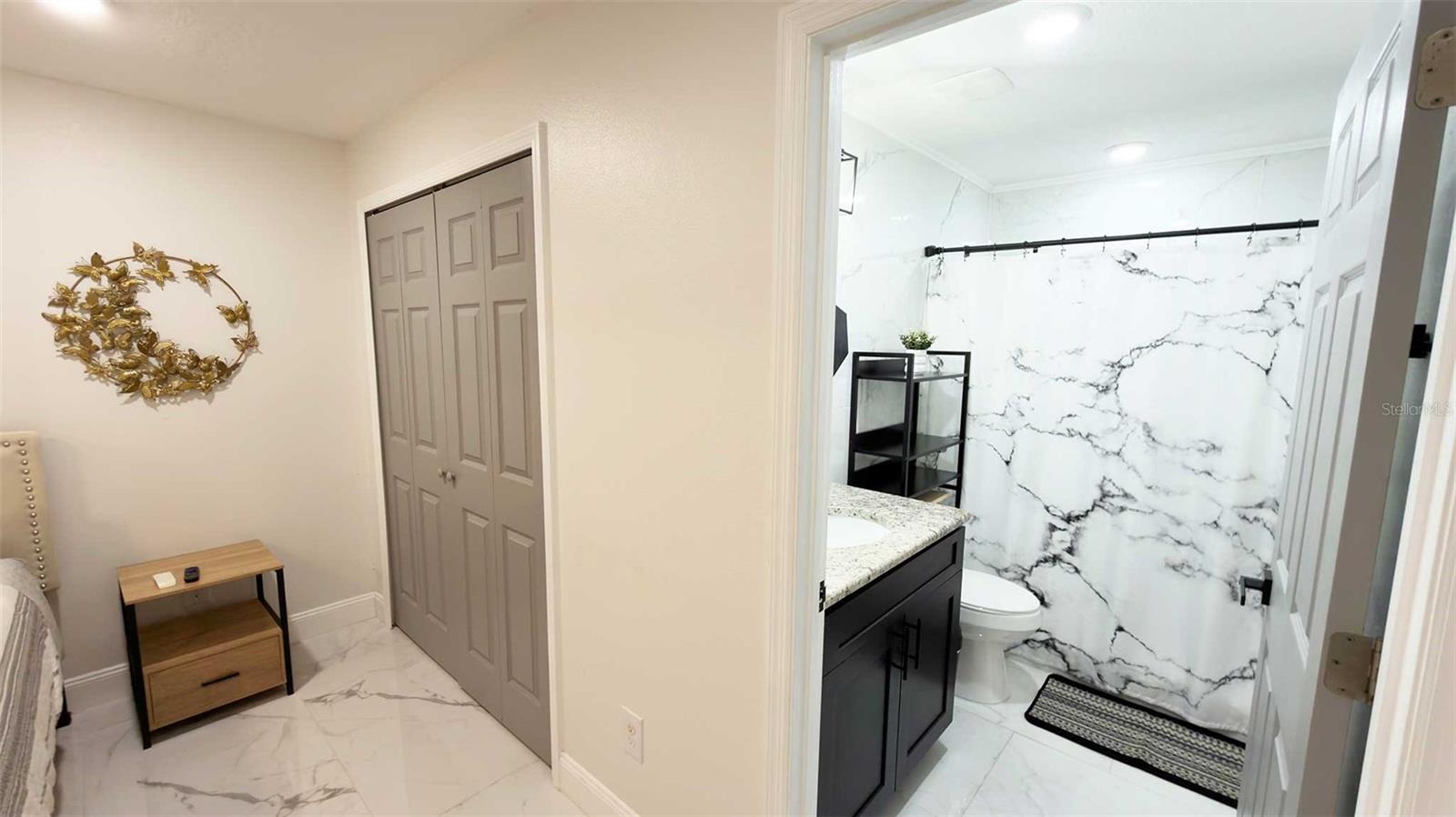 Image 22 of 50 For 1414 Harding Street