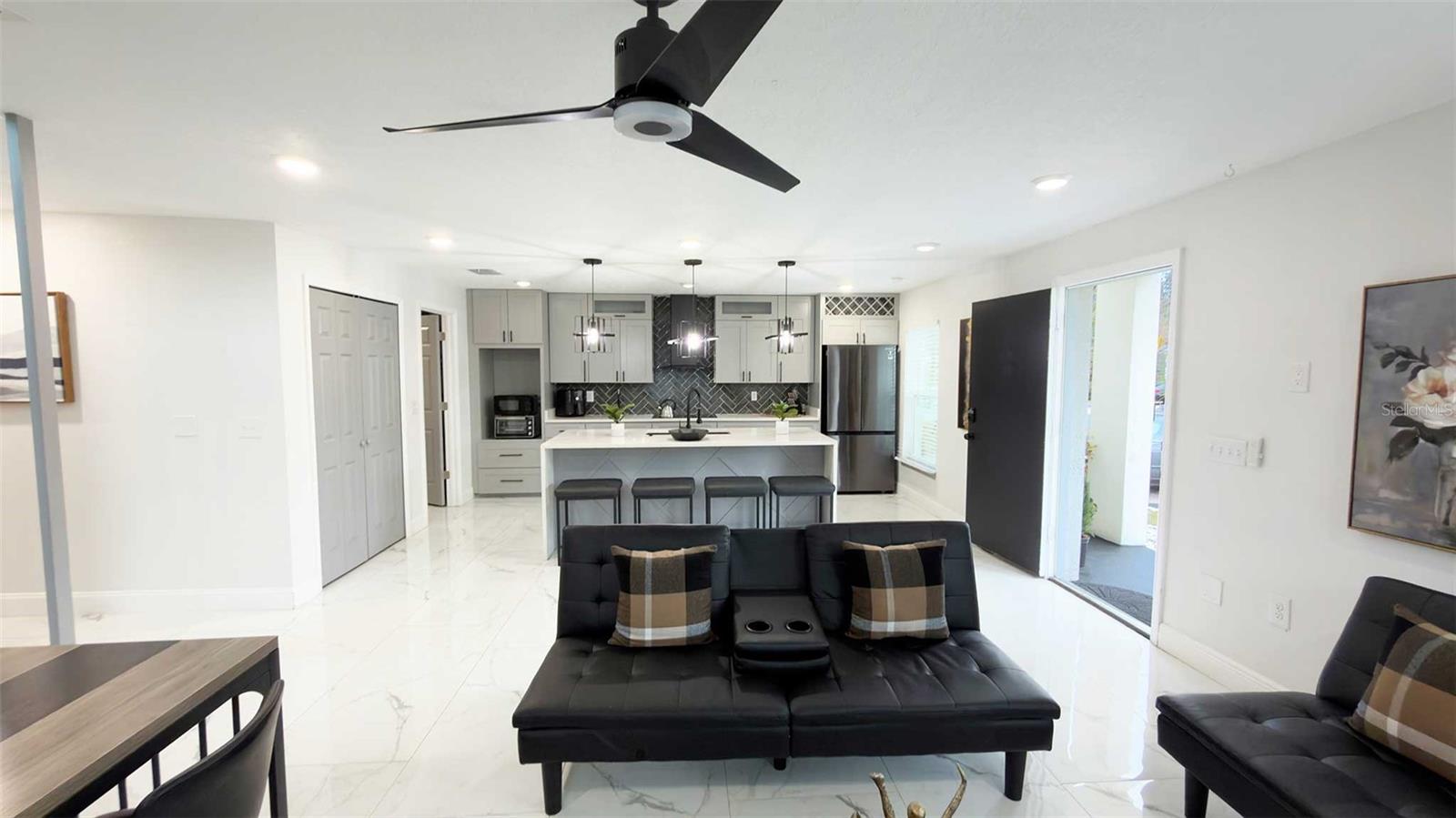 Image 7 of 50 For 1414 Harding Street