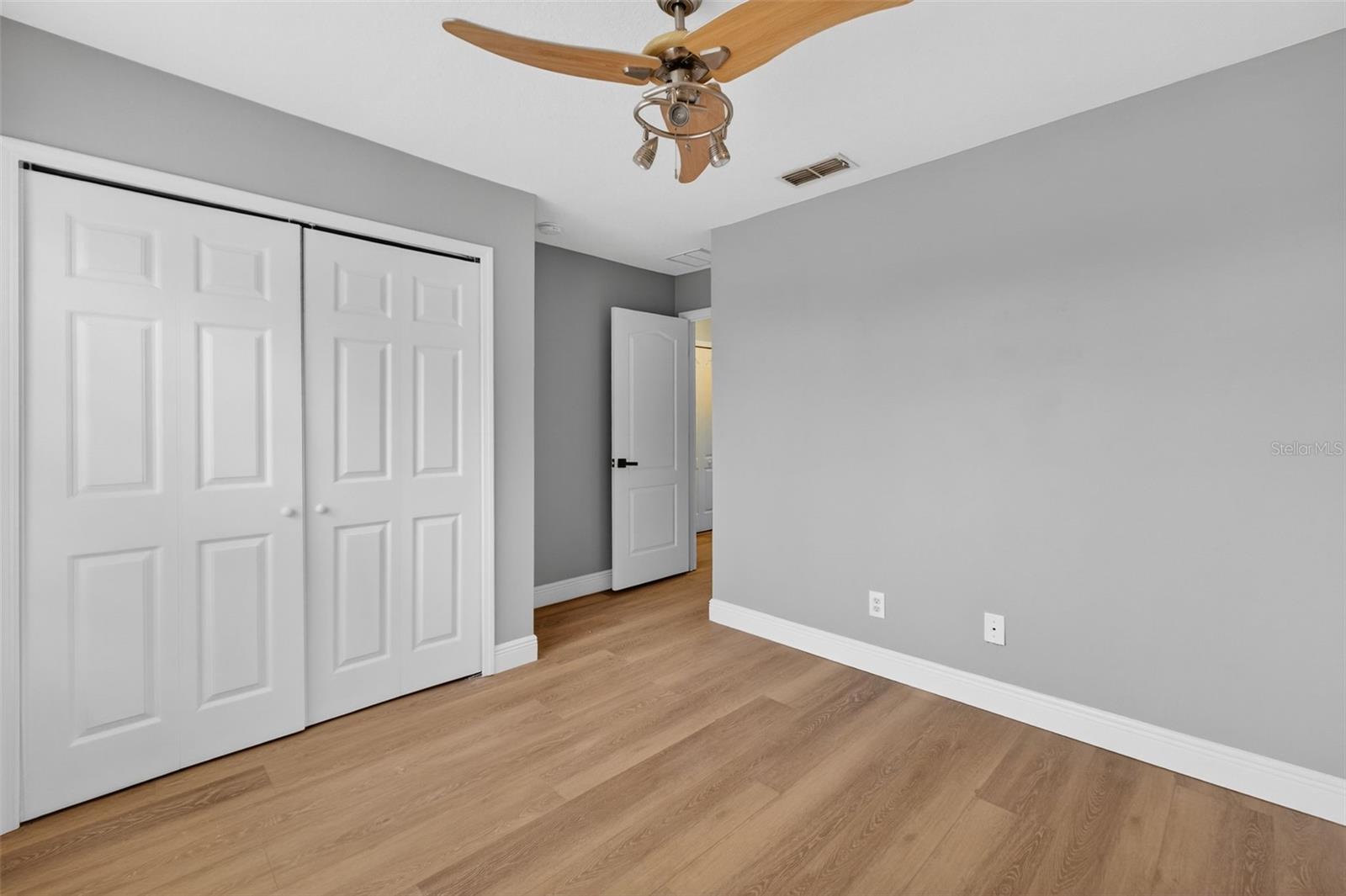 Image 44 of 89 For 2311 J Lawson Boulevard