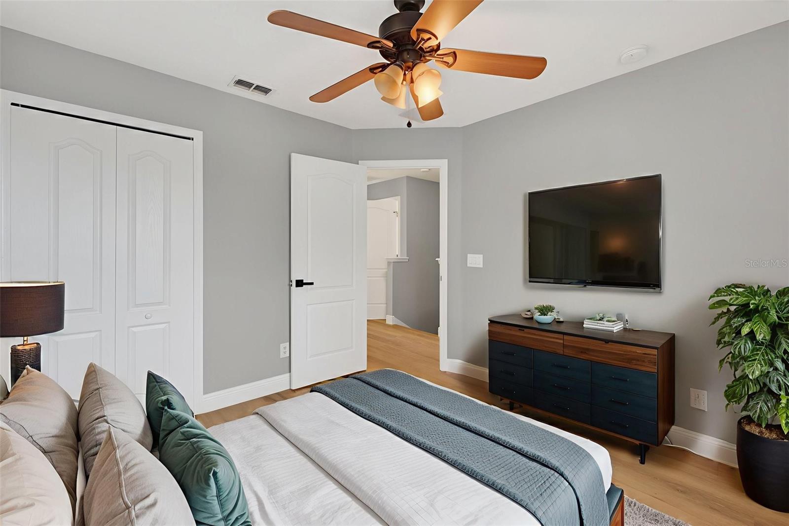 Image 55 of 89 For 2311 J Lawson Boulevard