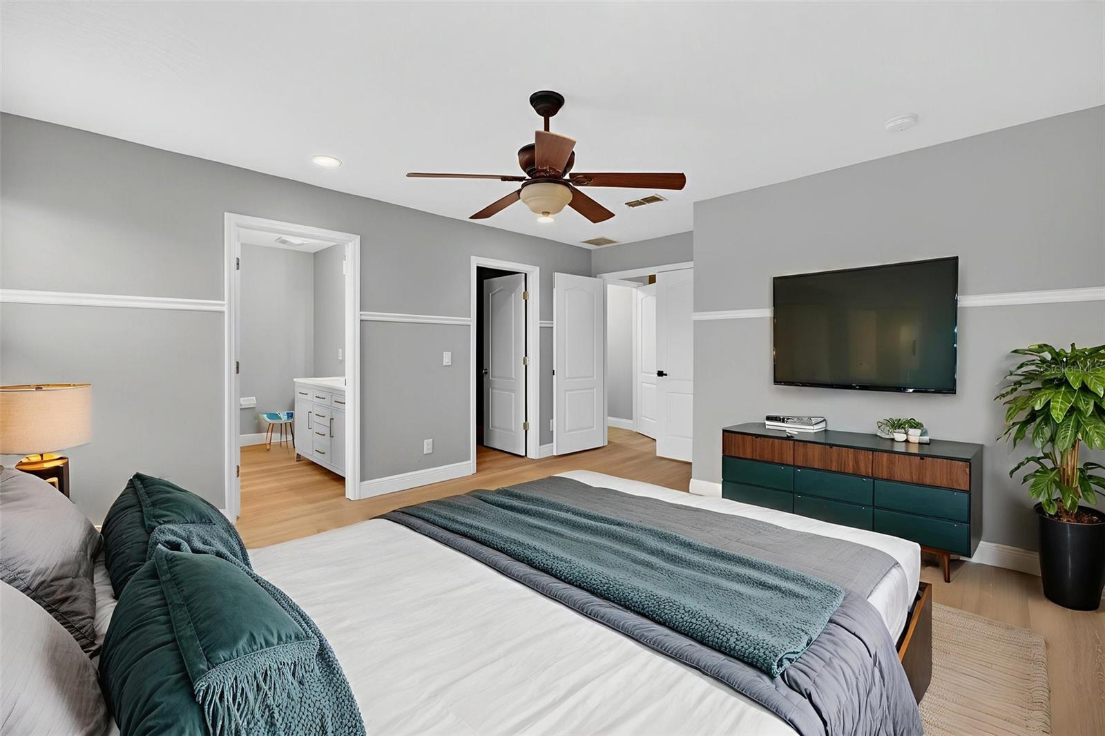 Image 67 of 89 For 2311 J Lawson Boulevard