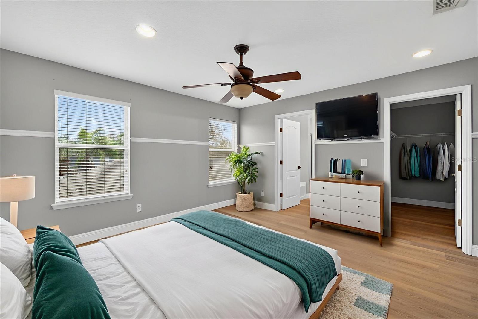 Image 74 of 89 For 2311 J Lawson Boulevard