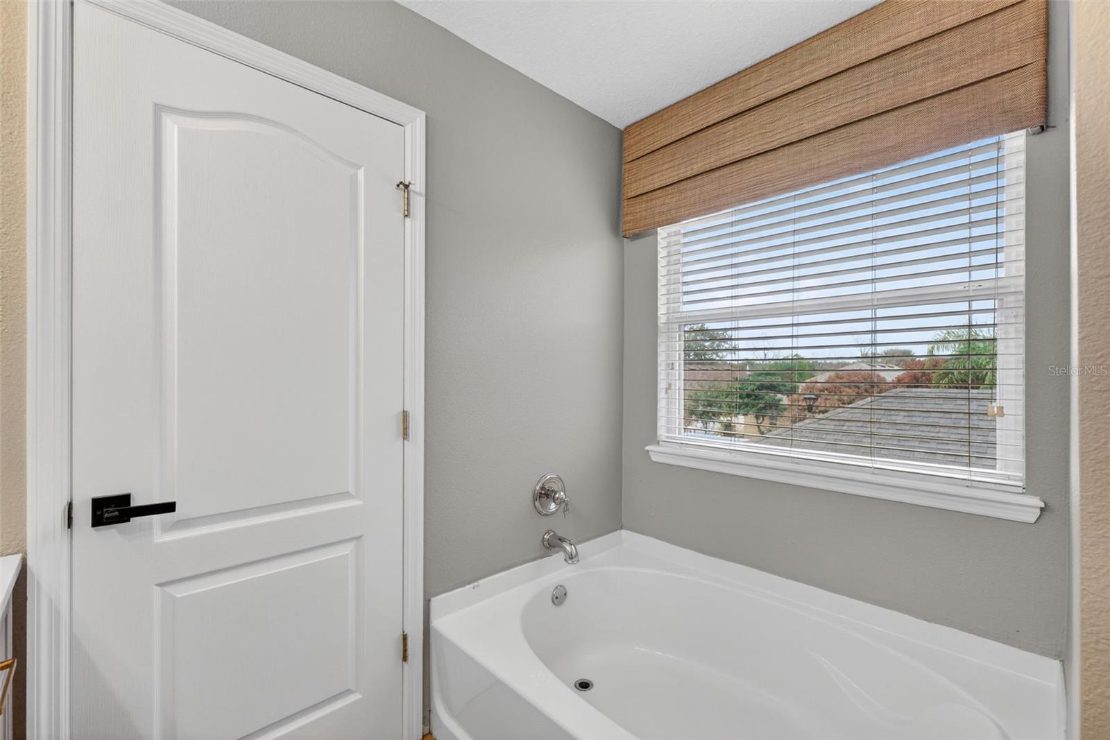 Image 77 of 89 For 2311 J Lawson Boulevard