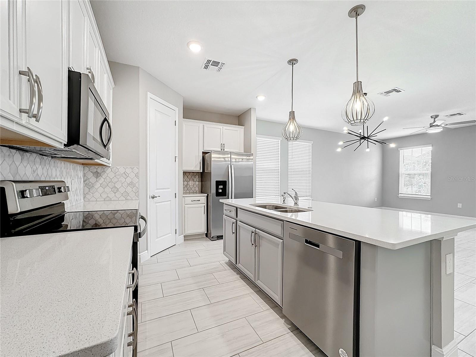 Image 9 of 46 For 12140 Bracco Street